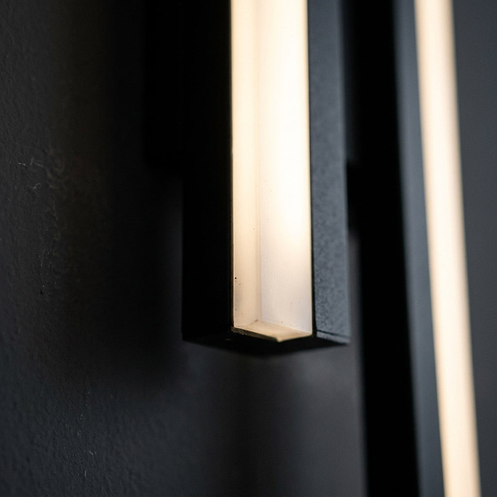 Double Line Wall Lamp – macro strip