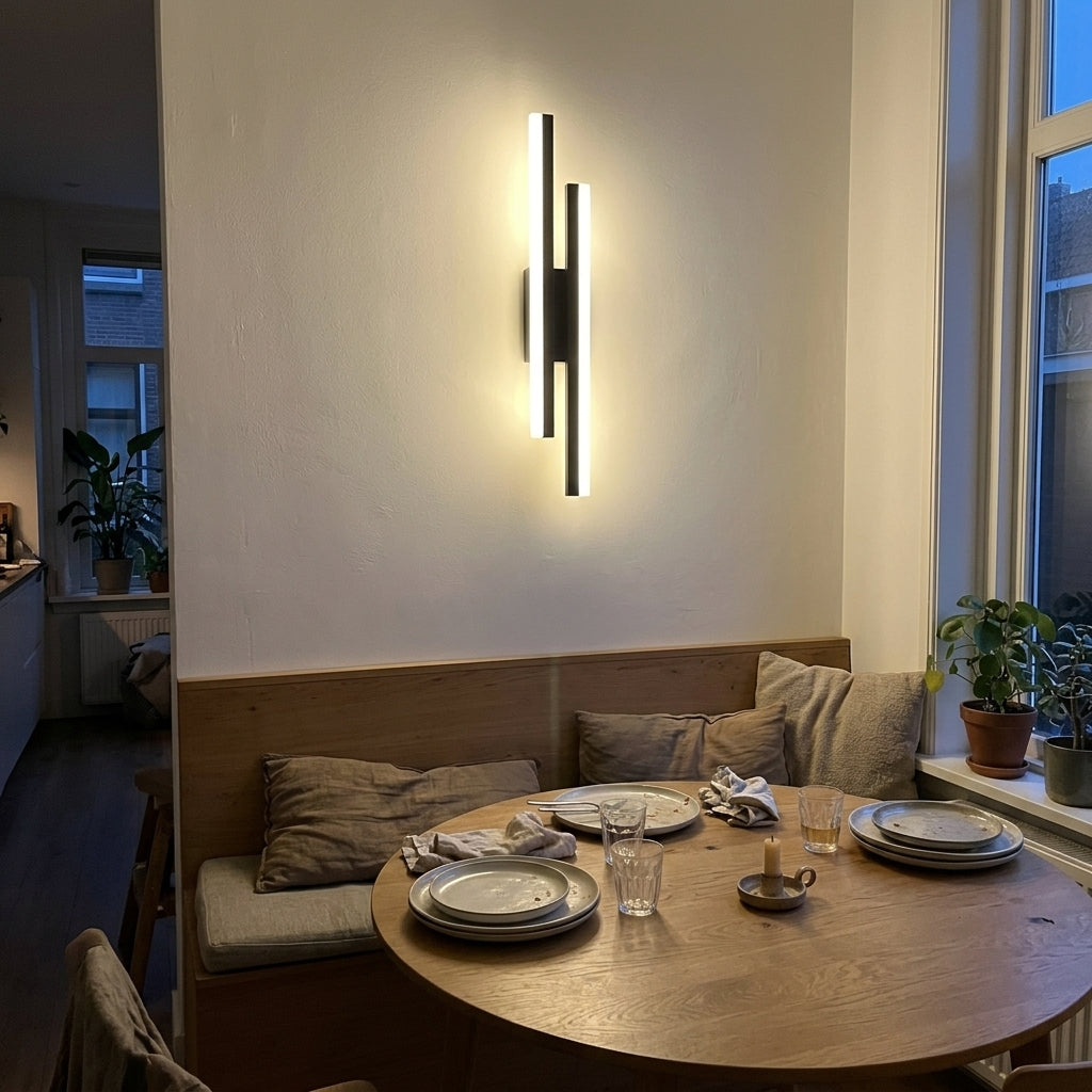 Double Line Wall Lamp – dining nook
