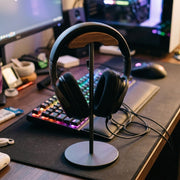 Walnut Headphone Stand - gamer