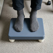 Ergonomic Footrest - top texture