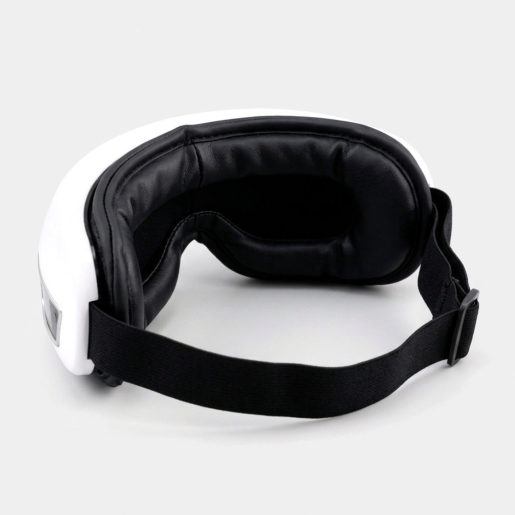 Heated Eye Massager - packshot inside padding