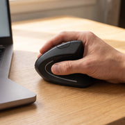 Vertical Ergonomic Mouse - in hand handshake grip