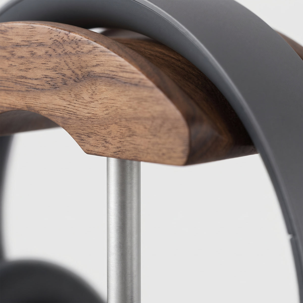Walnut Headphone Stand - detail walnut